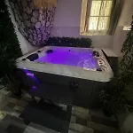 Semesterbostad Maison Familiale A 2 Min A Pied De L'institut A Armand Calme Jeux Babyfoot Jacuzzi Proche